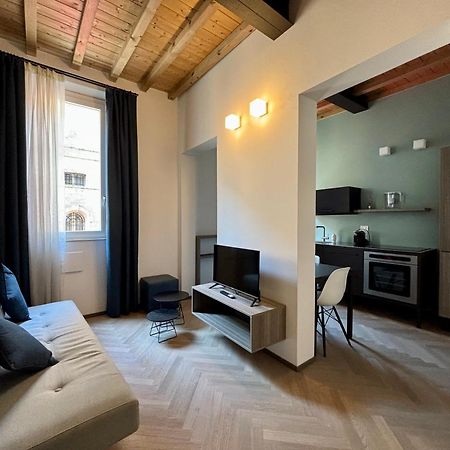 Saragozza Suite 2 Intero Appartamento In Centro Storico Wifi E Parcheggio Gratuito Модена Екстер'єр фото