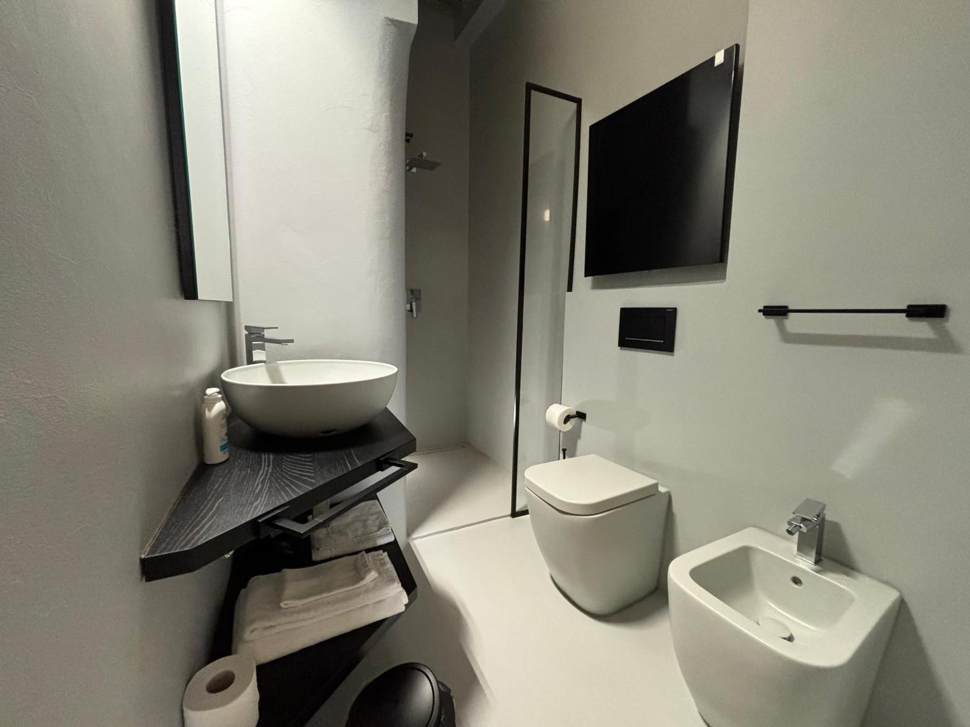 Saragozza Suite 2 Intero Appartamento In Centro Storico Wifi E Parcheggio Gratuito Модена Екстер'єр фото