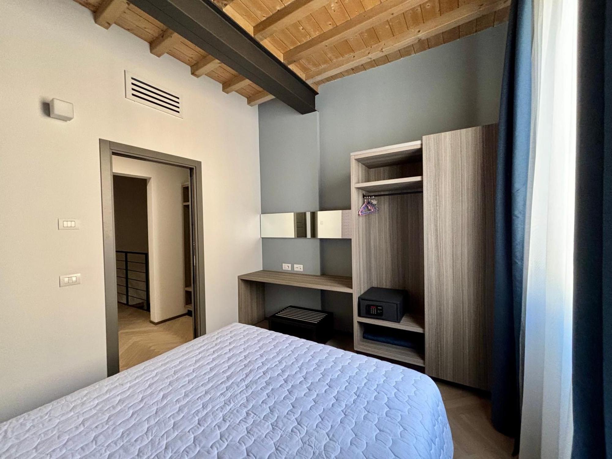 Saragozza Suite 2 Intero Appartamento In Centro Storico Wifi E Parcheggio Gratuito Модена Екстер'єр фото